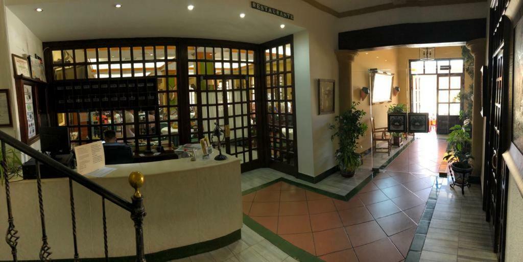 Hotel La Yedra Antequera Exterior photo
